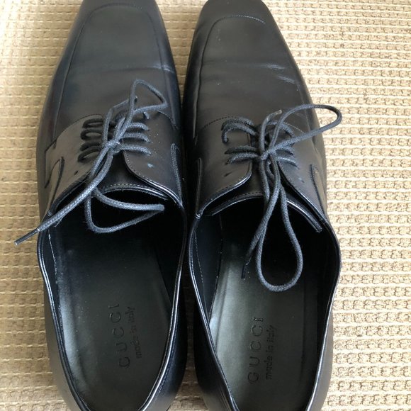 Gucci Men\'s Black Leather Cork  Dress Oxfords. main image 4